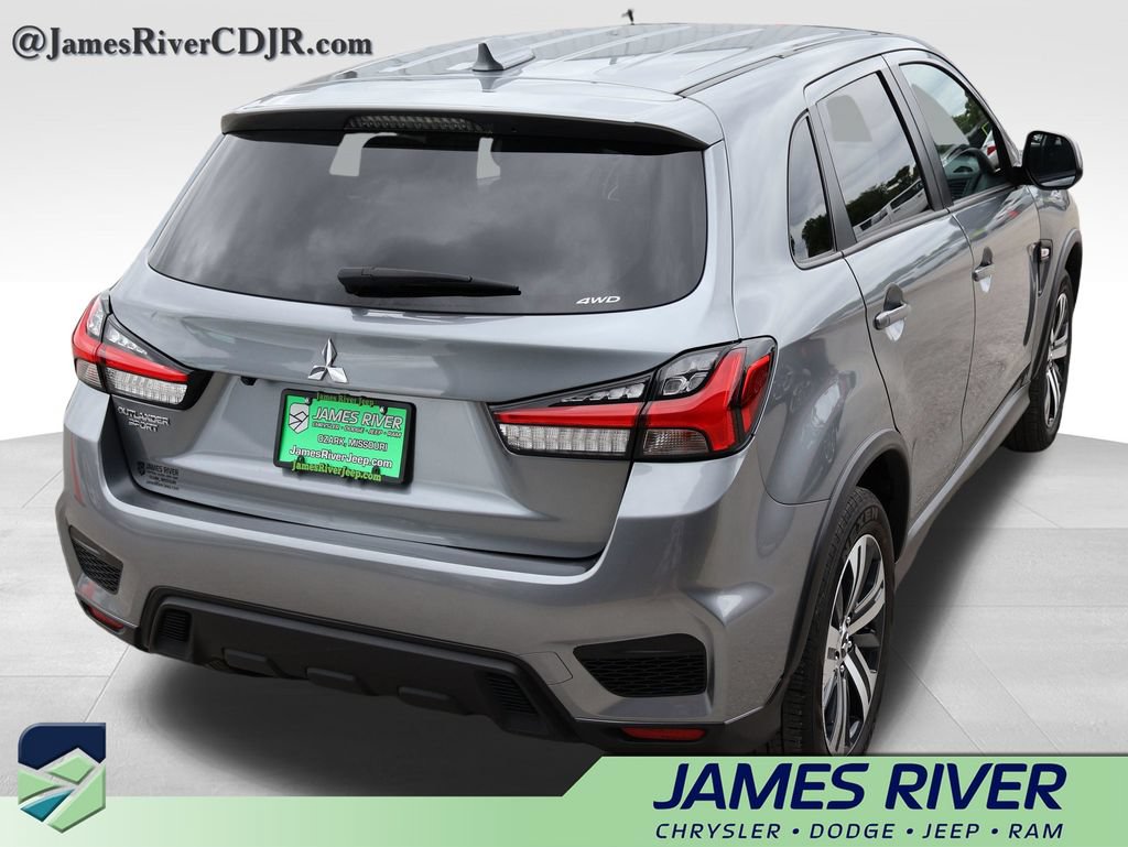 Used 2025 Mitsubishi Outlander Sport SE AWD/4WD image 6