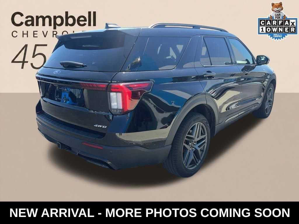 Used 2025 Ford Explorer ST-Line w/ ST-Line Street Pack AWD/4WD image 5