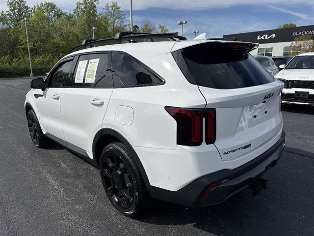 Certified 2025 Kia Sorento SX AWD/4WD image 4