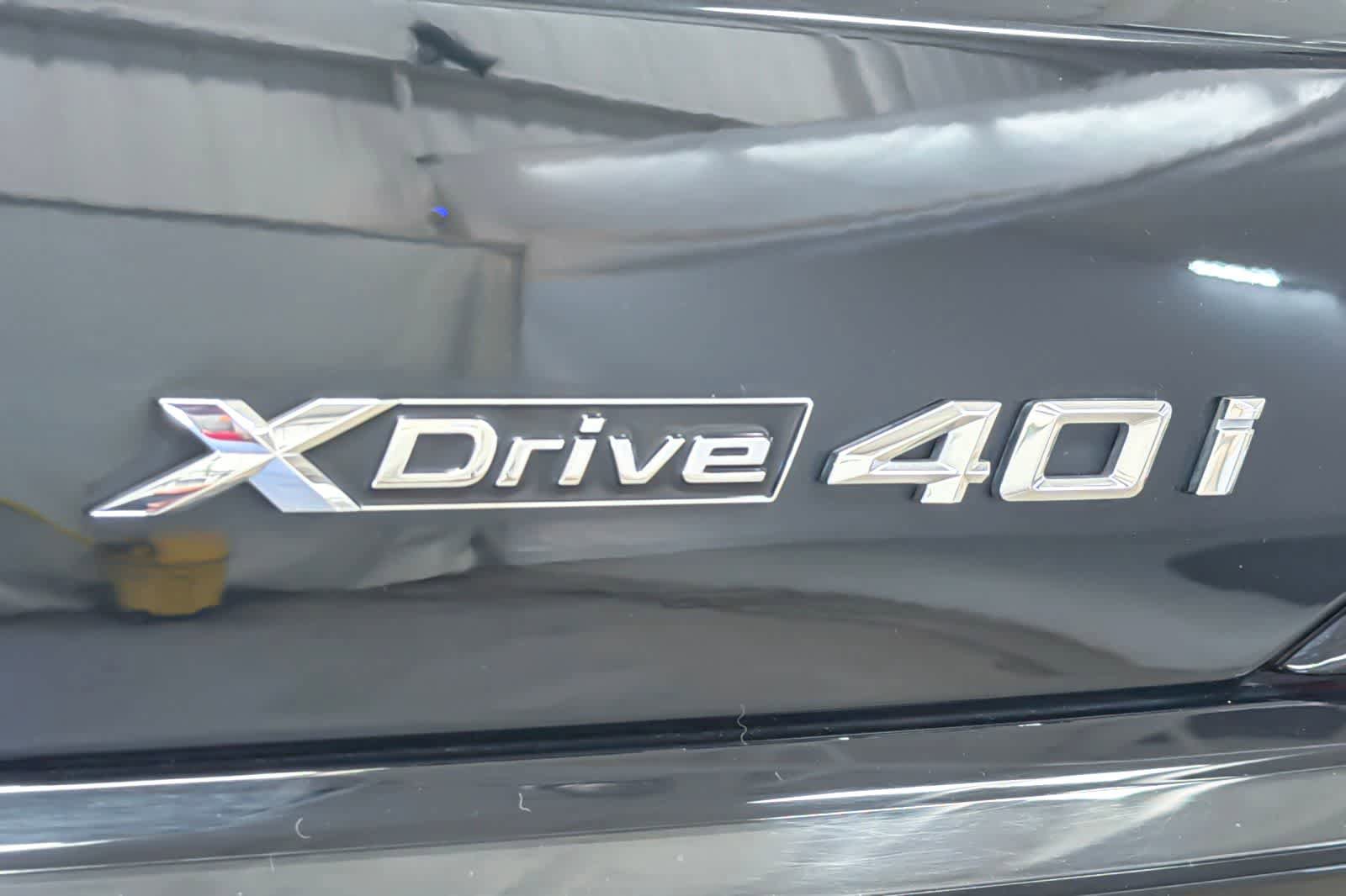 Used 2024 BMW X7 xDrive40i w/ M Sport Package AWD/4WD image 28