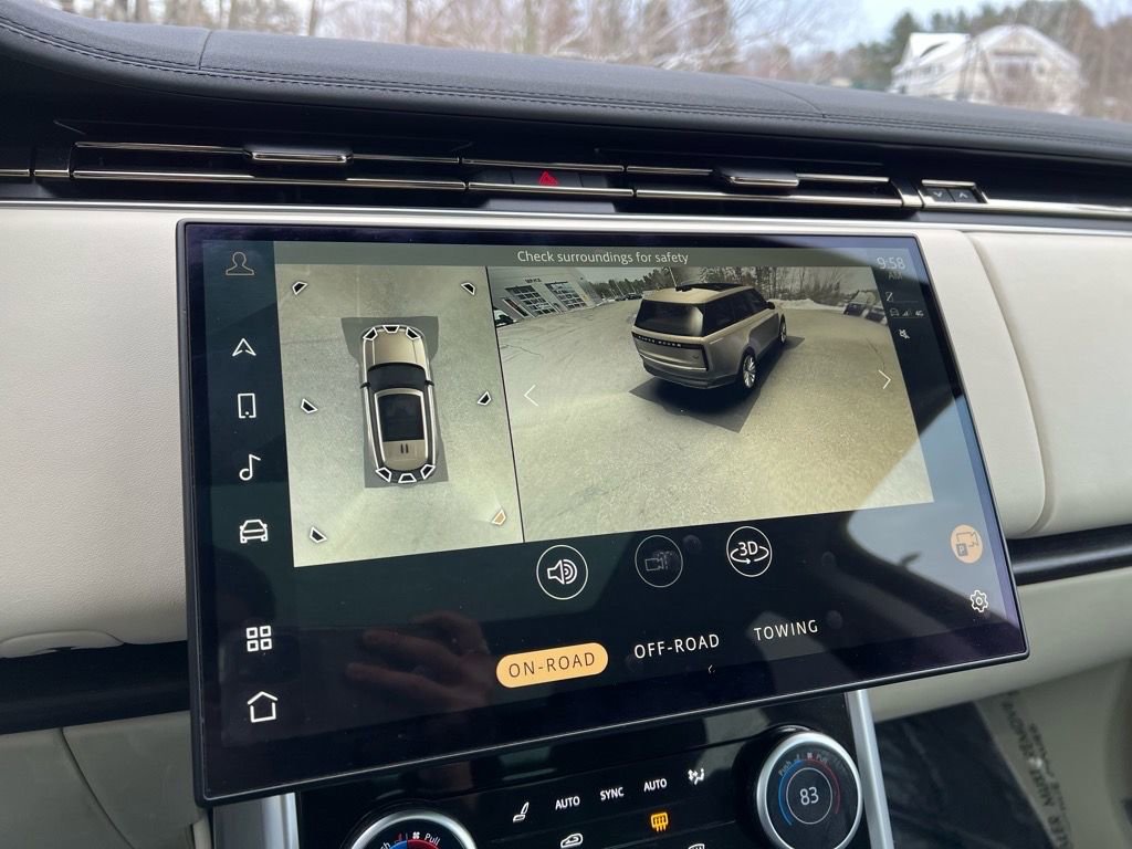 Used 2023 Land Rover Range Rover SE image 19