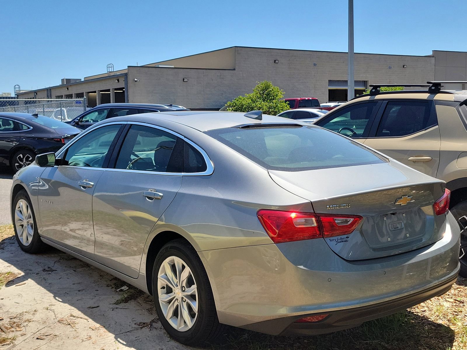 Used 2024 Chevrolet Malibu LT FWD image 6