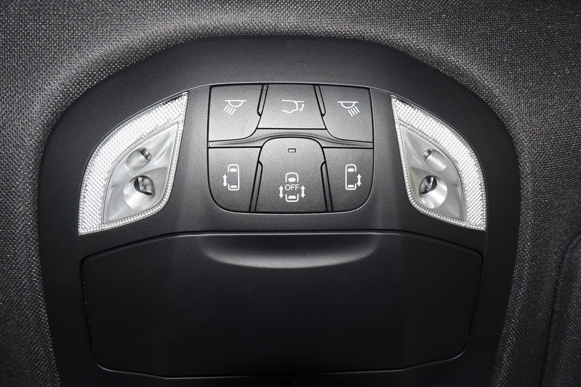 New 2026 Chrysler Pacifica Select FWD image 33