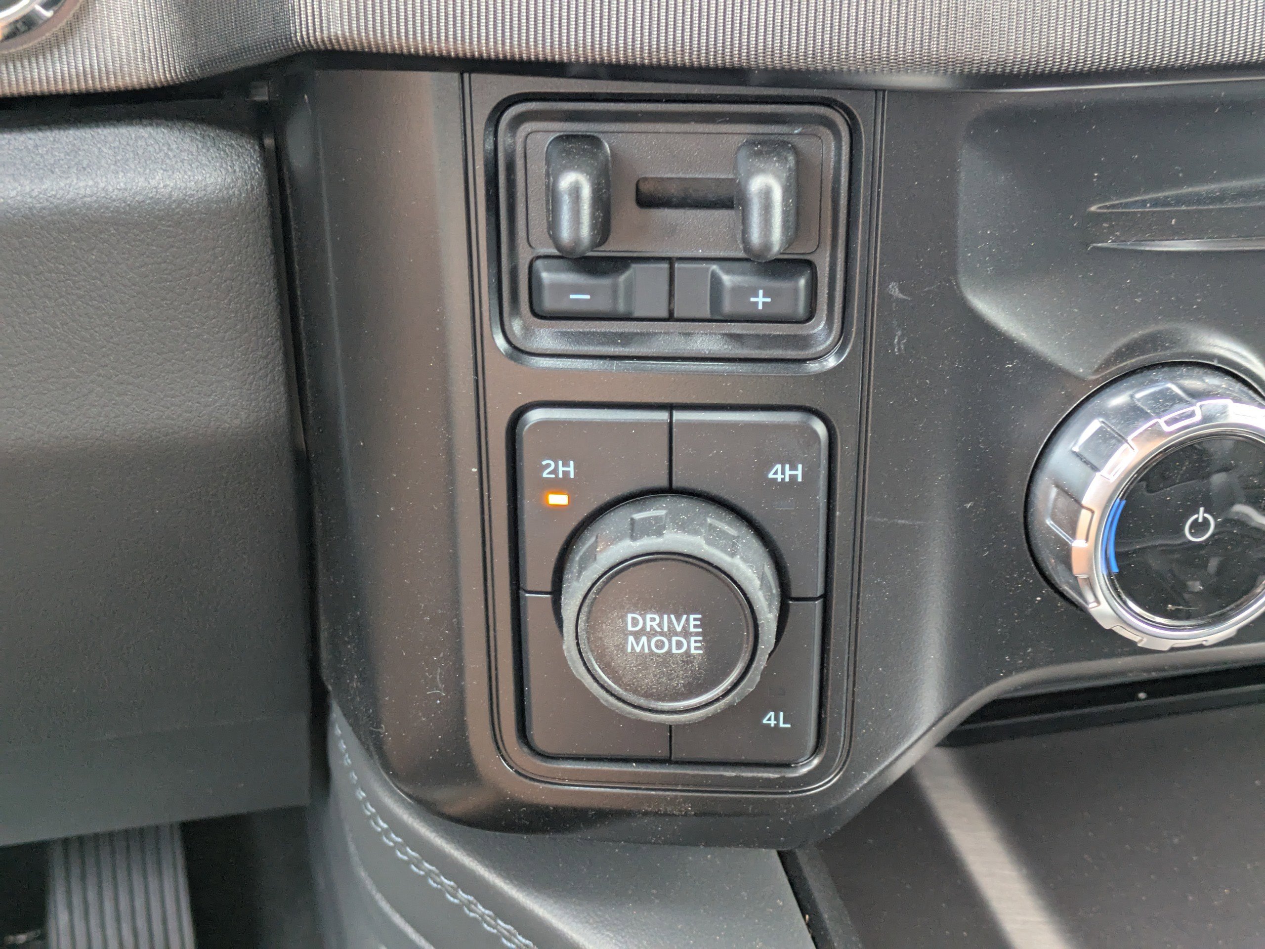 New 2026 Ford F350 Platinum image 26
