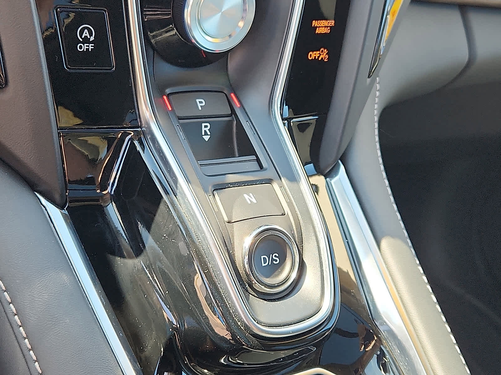 Used 2023 Acura RDX AWD w/ Advance Package image 16