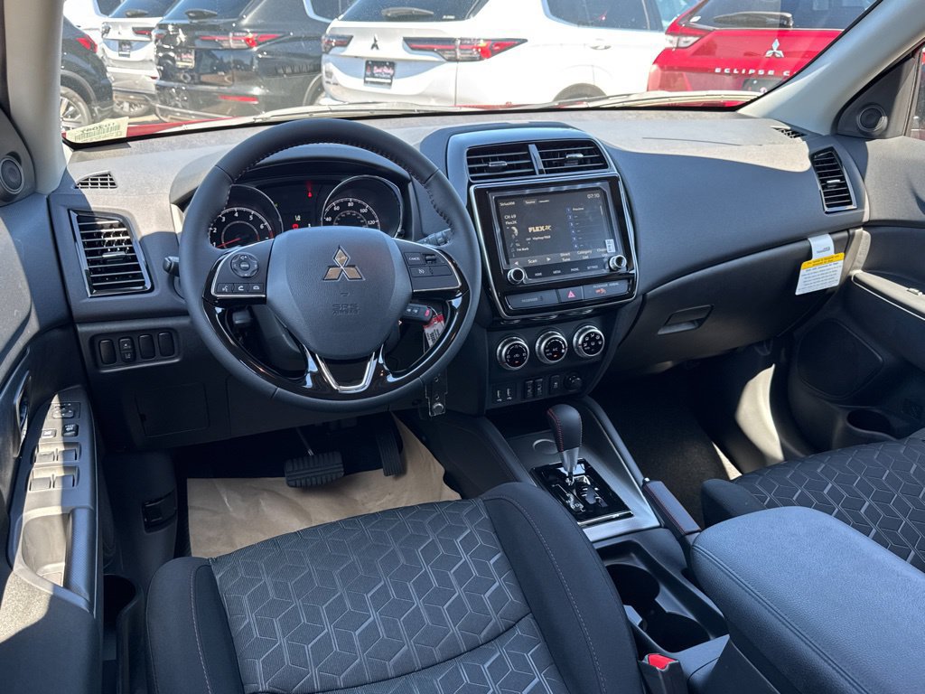 New 2027 Mitsubishi Outlander Sport LE FWD image 7