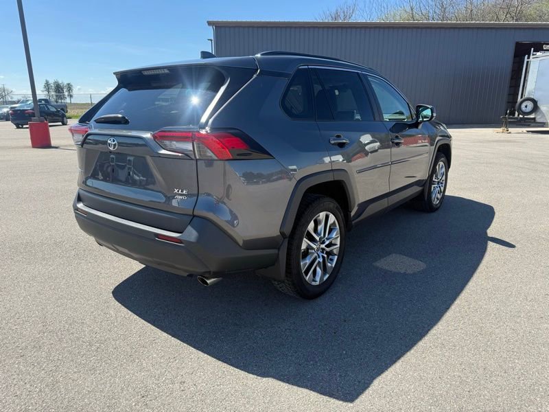 Used 2023 Toyota RAV4 XLE Premium AWD/4WD image 6