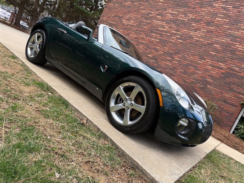 Used 2008 Pontiac Solstice GXP w/ Premium Package image 33