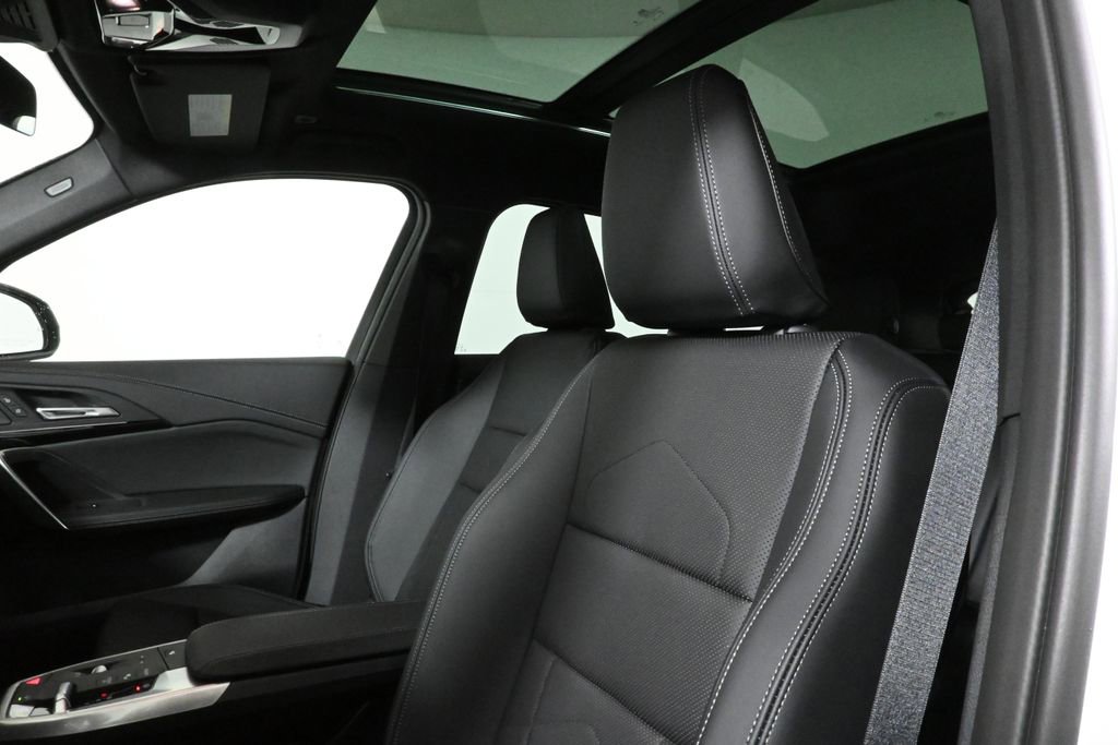 Used 2026 BMW X1 xDrive28i w/ Technology Package image 16