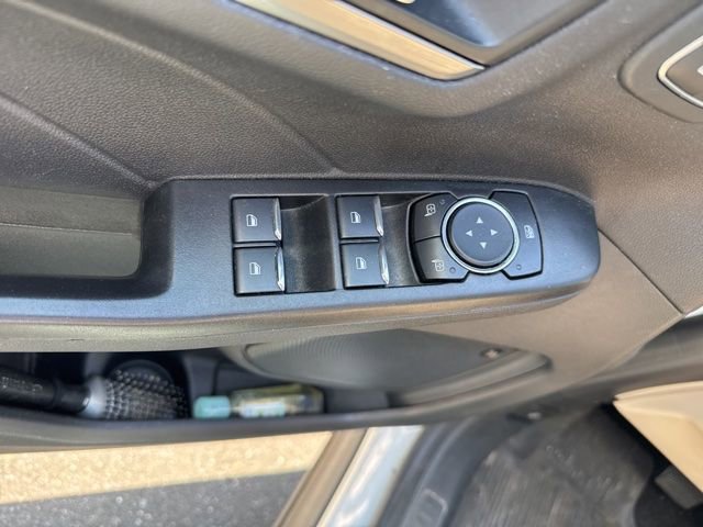 Used 2021 Ford Escape Titanium w/ Class II Trailer Tow Package image 10