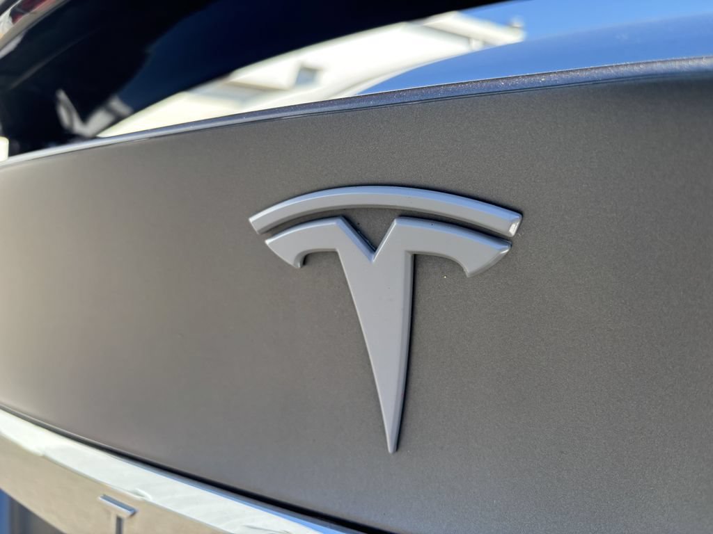 Used 2020 Tesla Model X Long Range AWD/4WD image 10