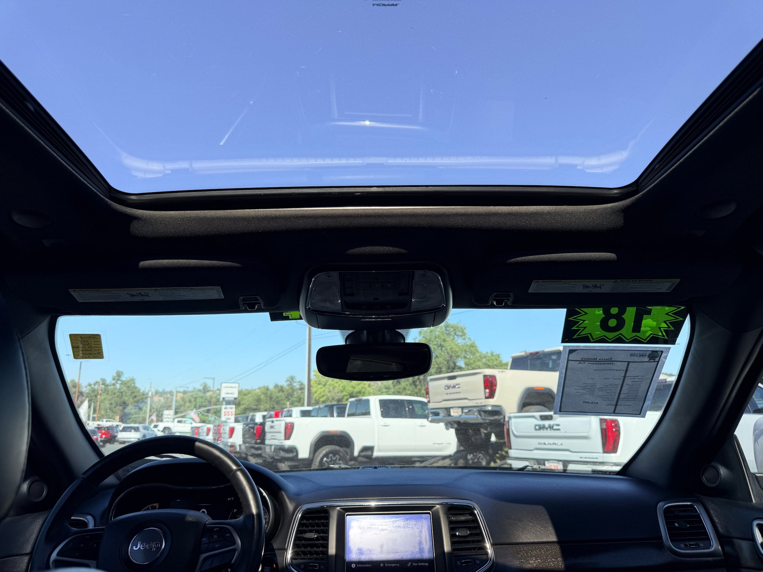 Used 2018 Jeep Grand Cherokee Altitude AWD/4WD image 20