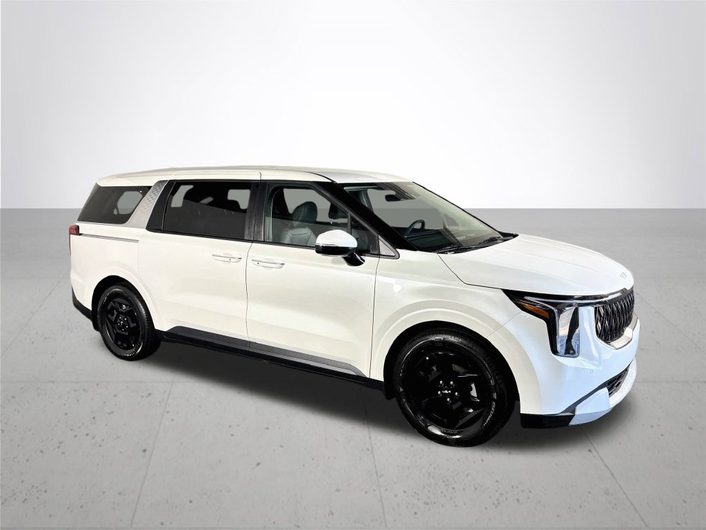 New 2027 Kia Carnival FWD image 4