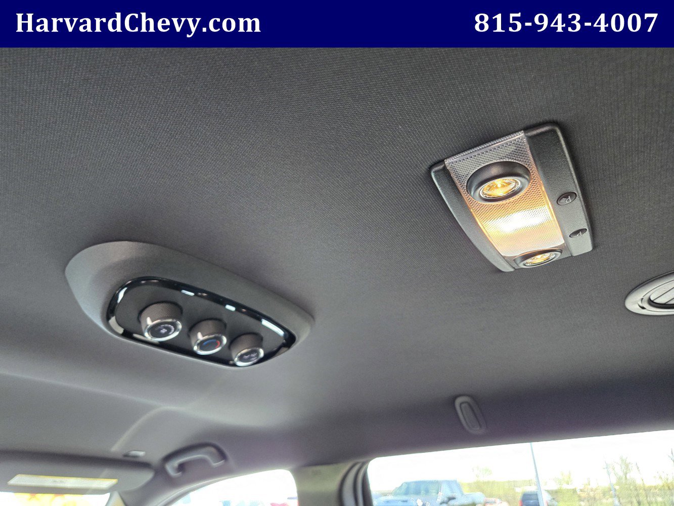Used 2024 Dodge Durango SXT AWD/4WD image 32