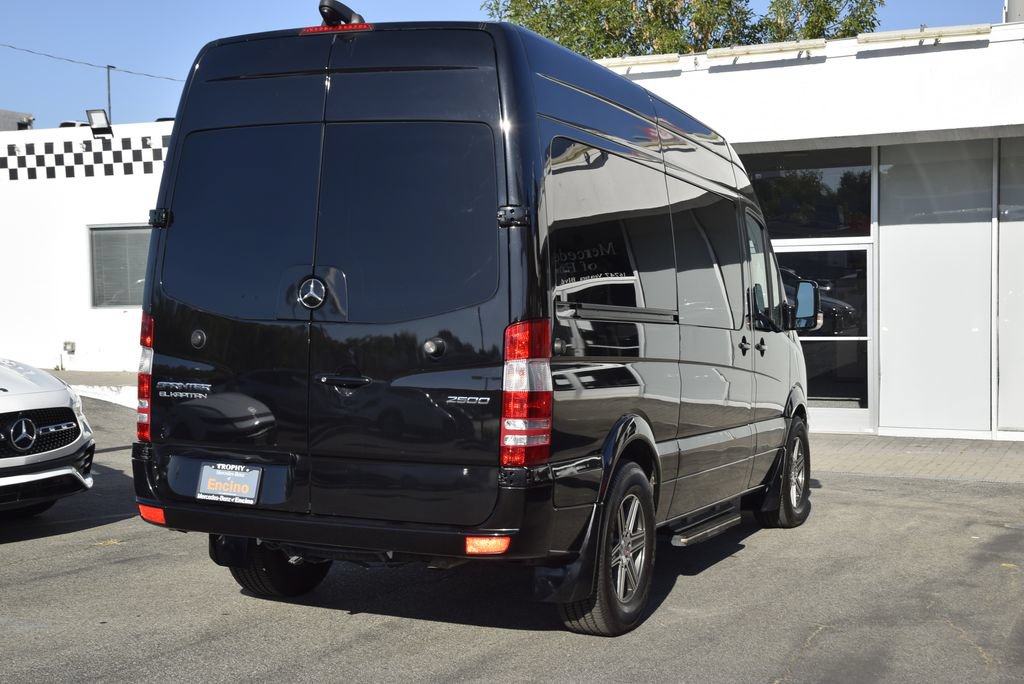 Used 2017 Mercedes-Benz Sprinter 2500 image 6