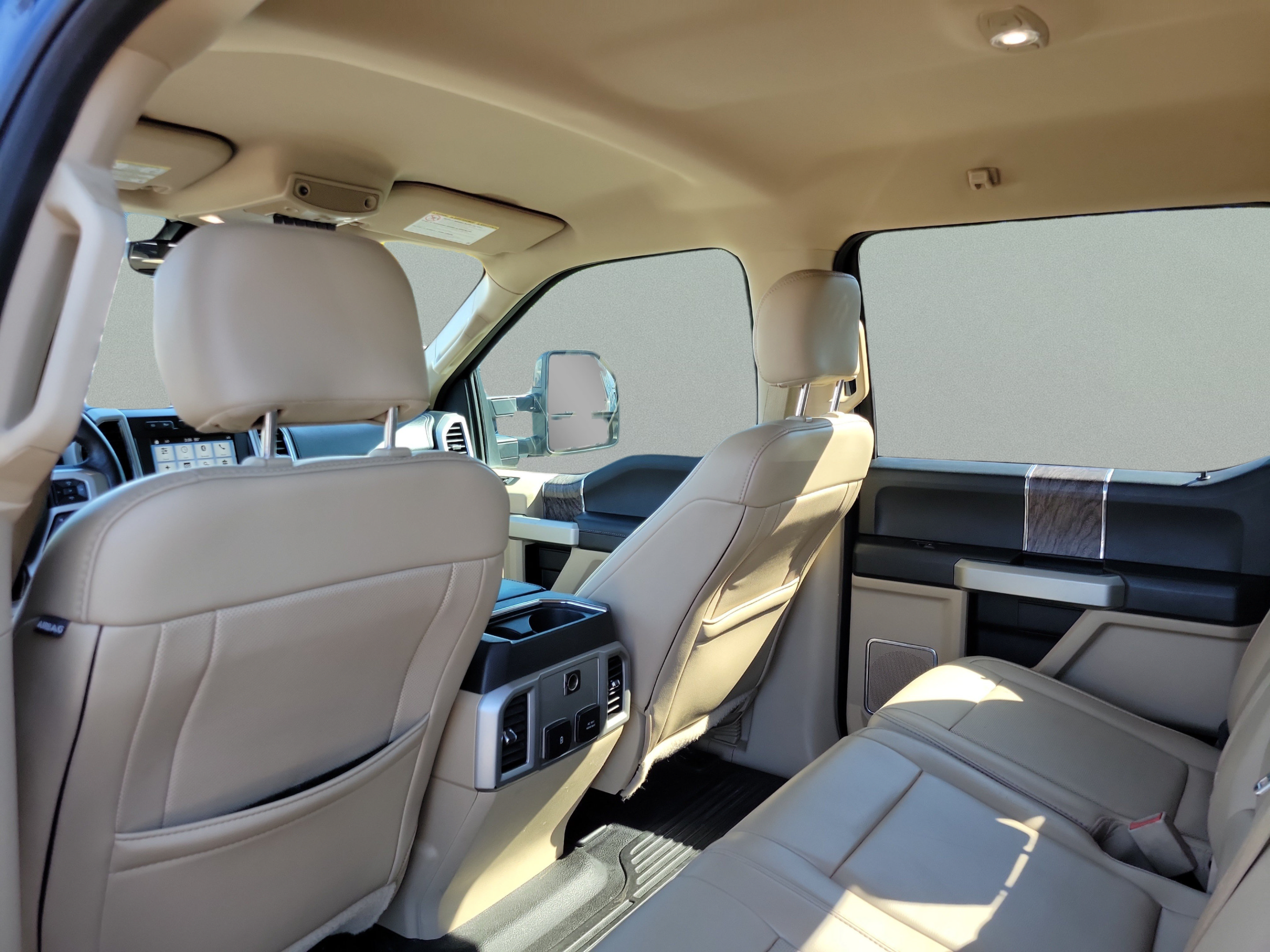 Used 2019 Ford F350 Lariat w/ Lariat Ultimate Package AWD/4WD image 12