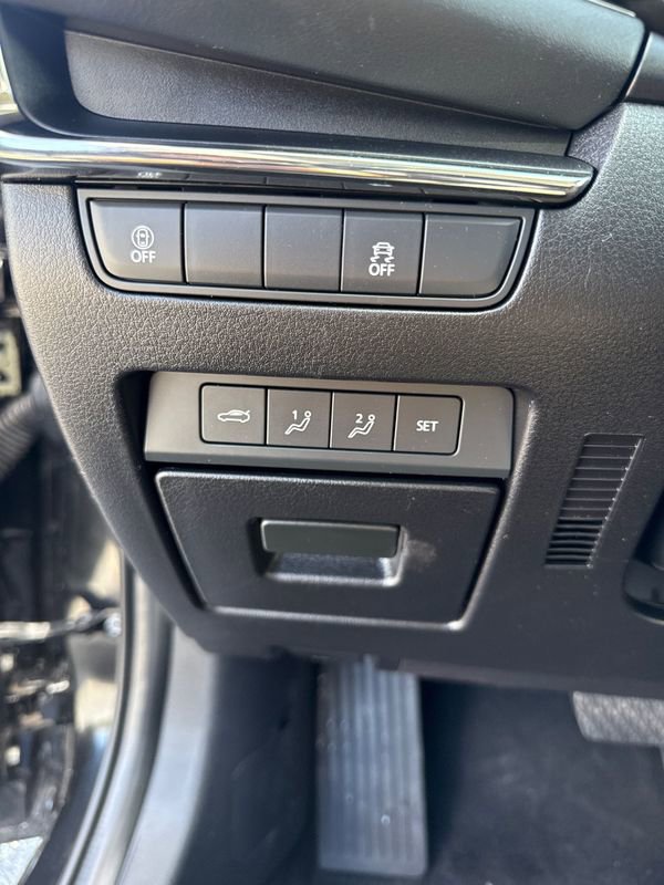 Used 2021 MAZDA MAZDA3 s image 18