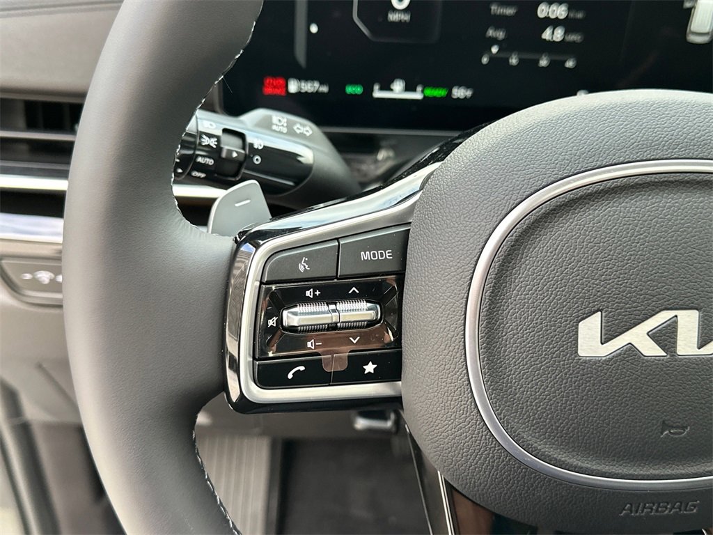 New 2026 Kia Carnival SX Prestige image 24