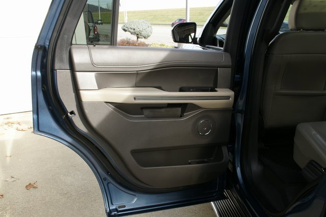 Used 2020 Ford Expedition XLT w/ Equipment Group 202A image 19