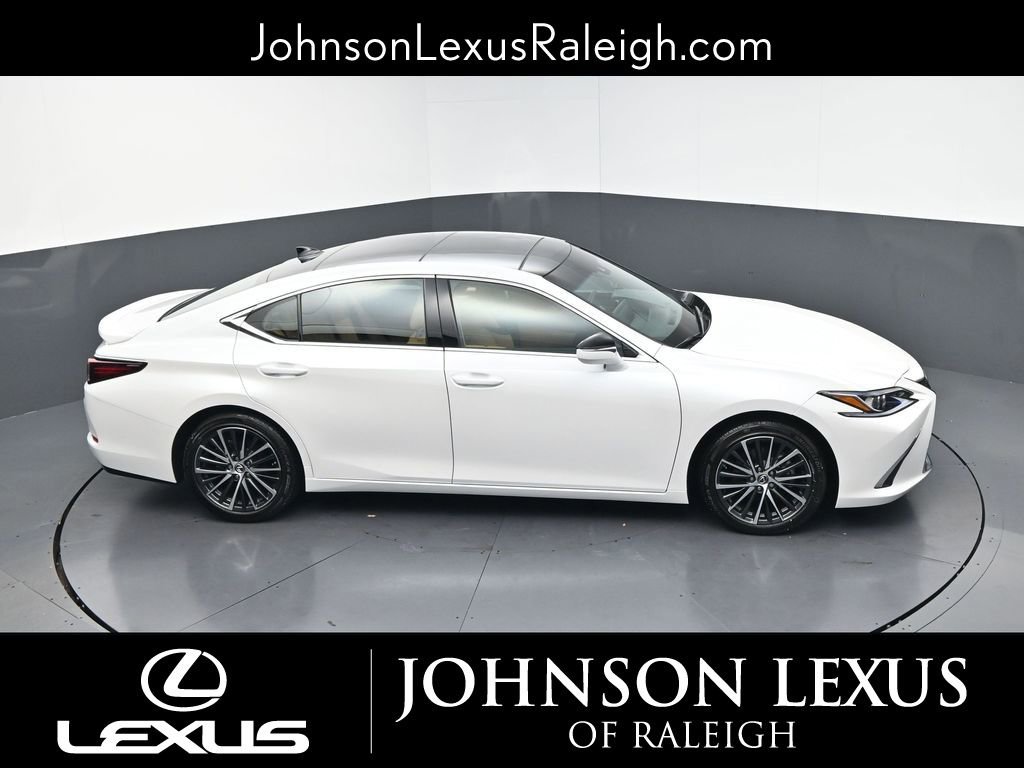 Used 2024 Lexus ES 350 w/ Premium Package image 28
