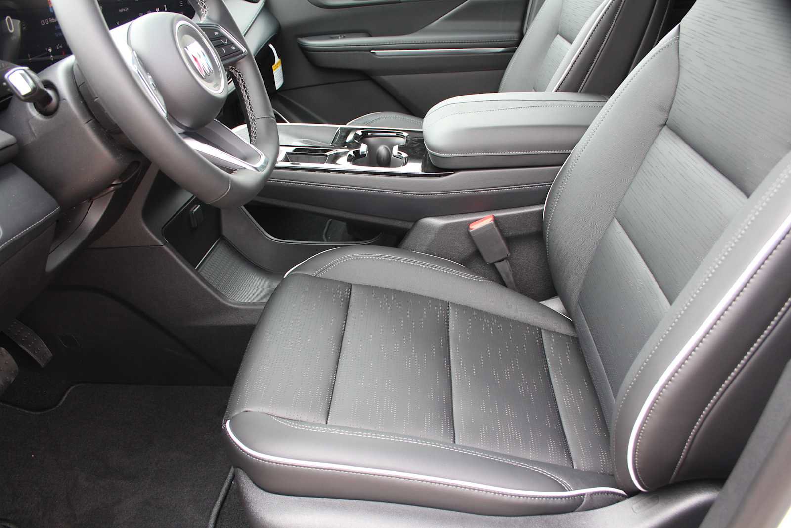 New 2026 Buick Enclave Sport Touring w/ Power Package image 29