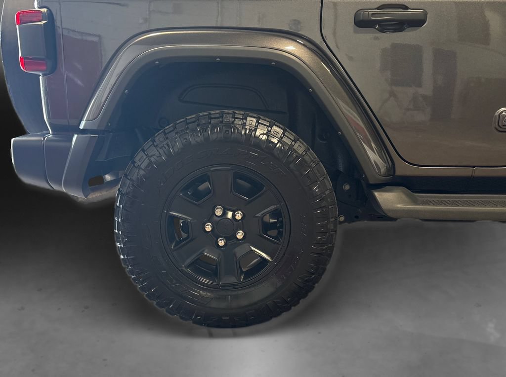 Used 2024 Jeep Wrangler Unlimited Sahara w/ Safety Group AWD/4WD image 20