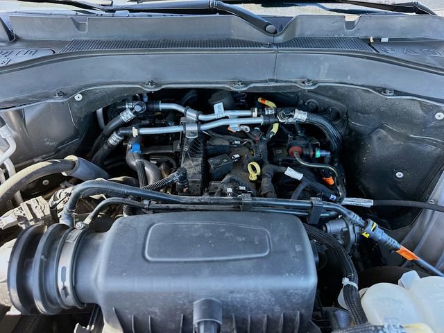 Used 2024 Ford Explorer XLT w/ Equipment Group 202A image 29