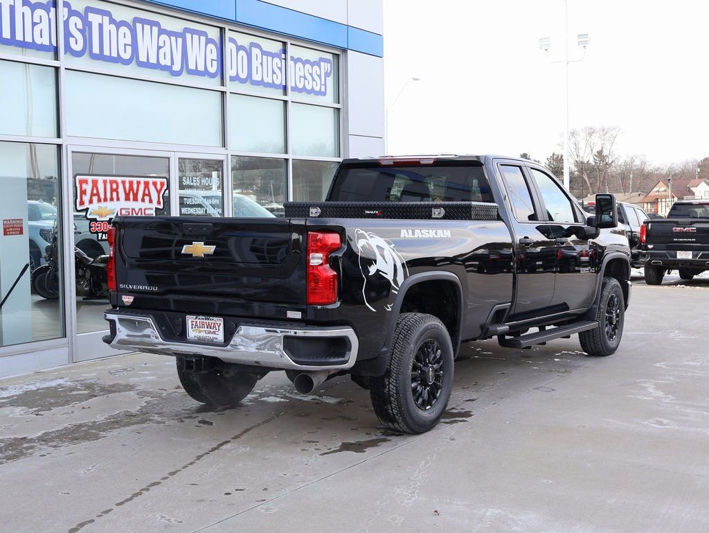 New 2026 Chevrolet Silverado 3500 W/T AWD/4WD image 3