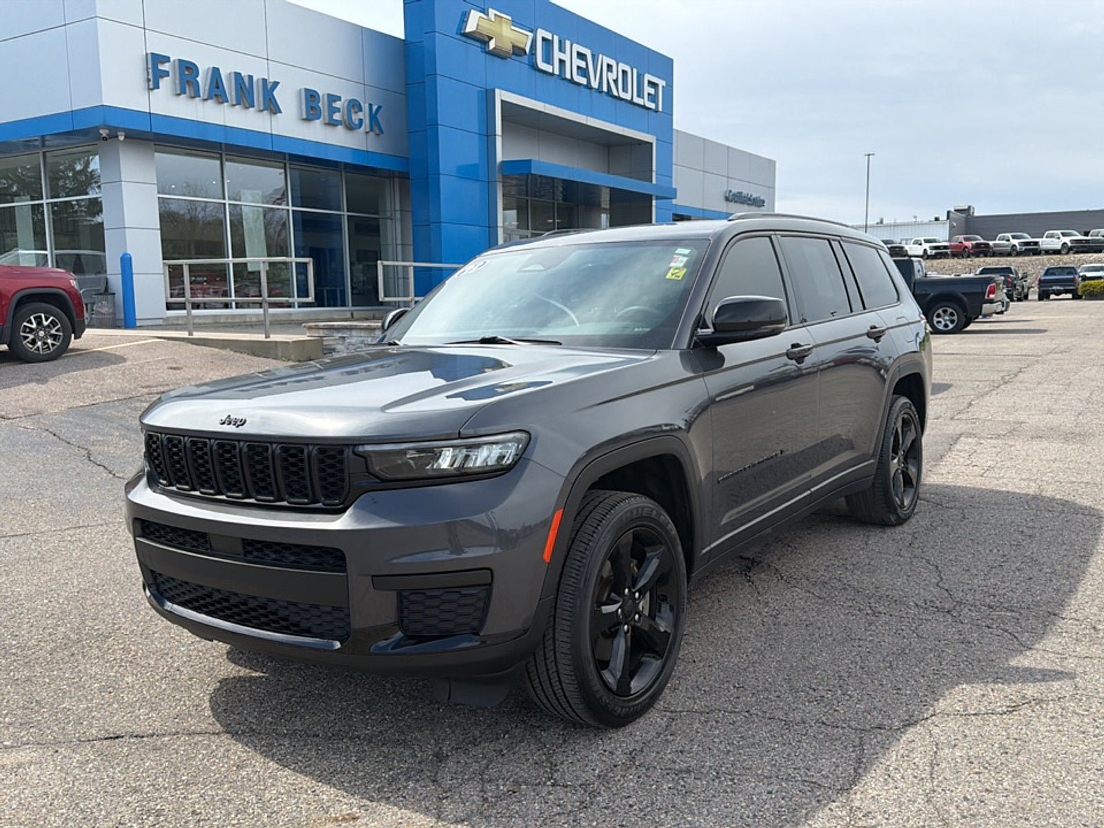 Used 2023 Jeep Grand Cherokee L Laredo