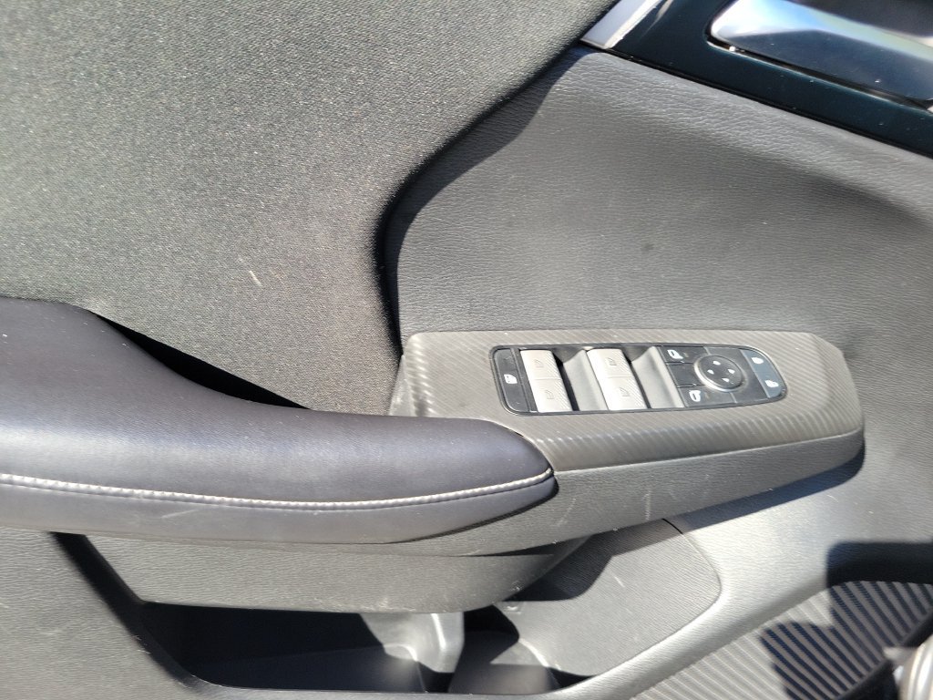 Used 2023 Mitsubishi Outlander ES FWD image 21