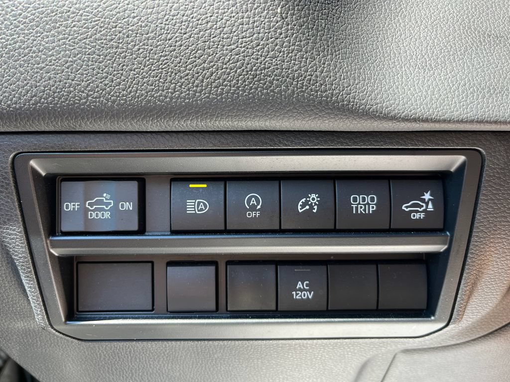 Used 2023 Toyota Tundra Limited w/ TRD Off-Road Package AWD/4WD image 10