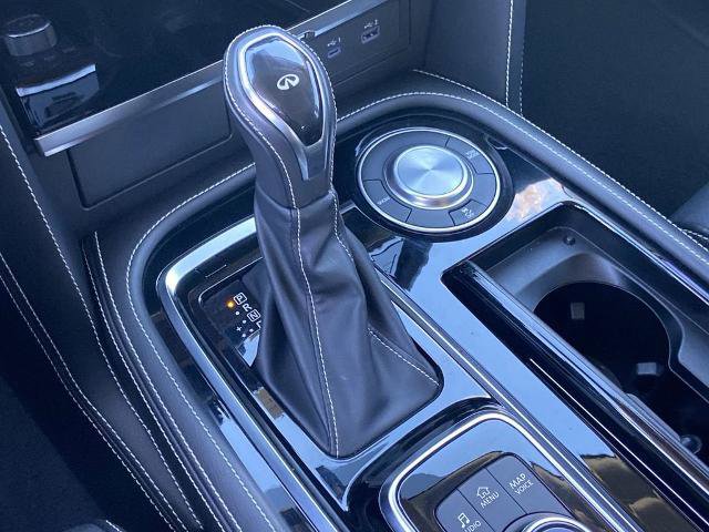 Used 2022 INFINITI QX80 Premium Select w/ Cargo Package image 12