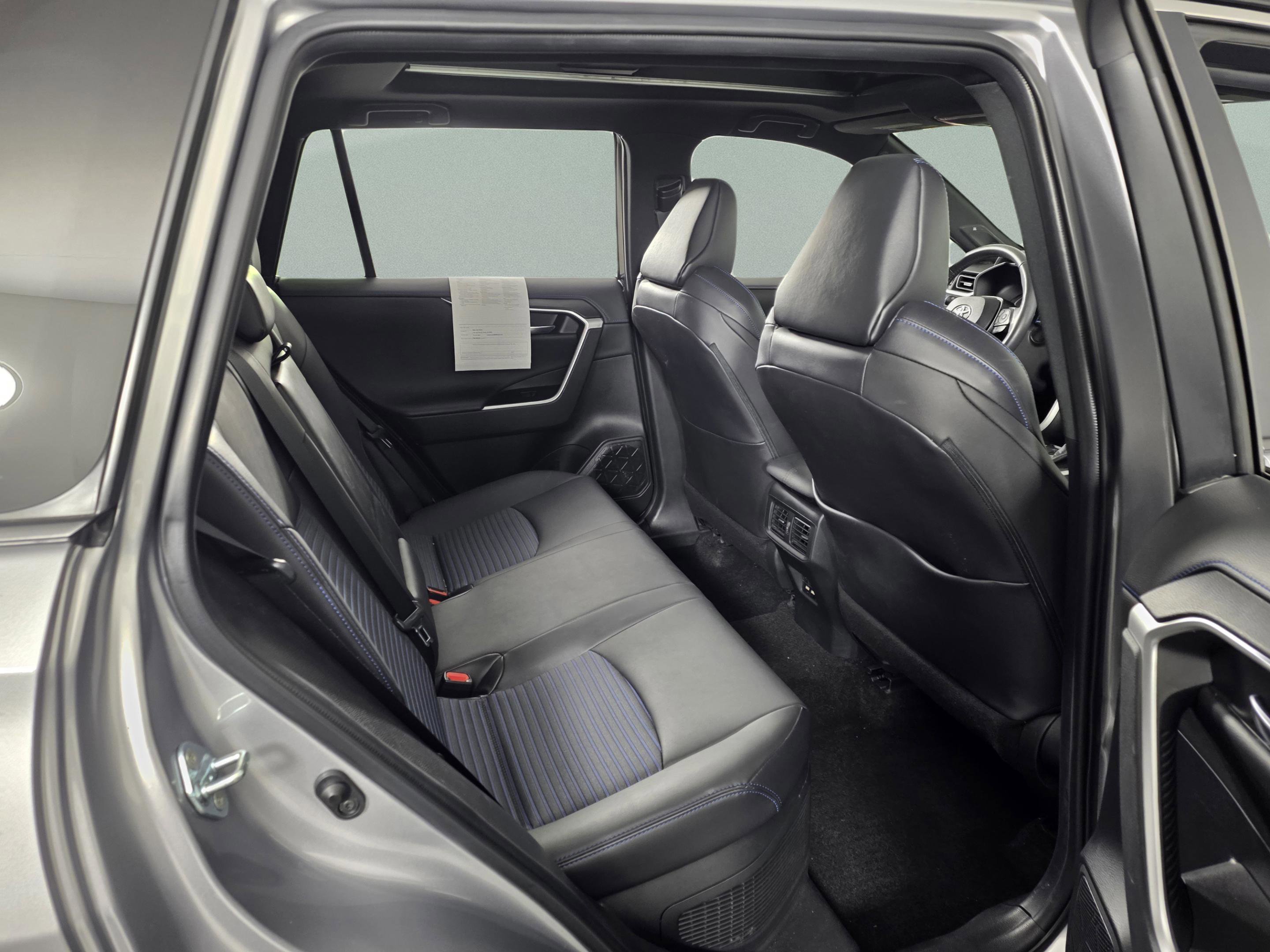 Used 2021 Toyota RAV4 XSE image 19