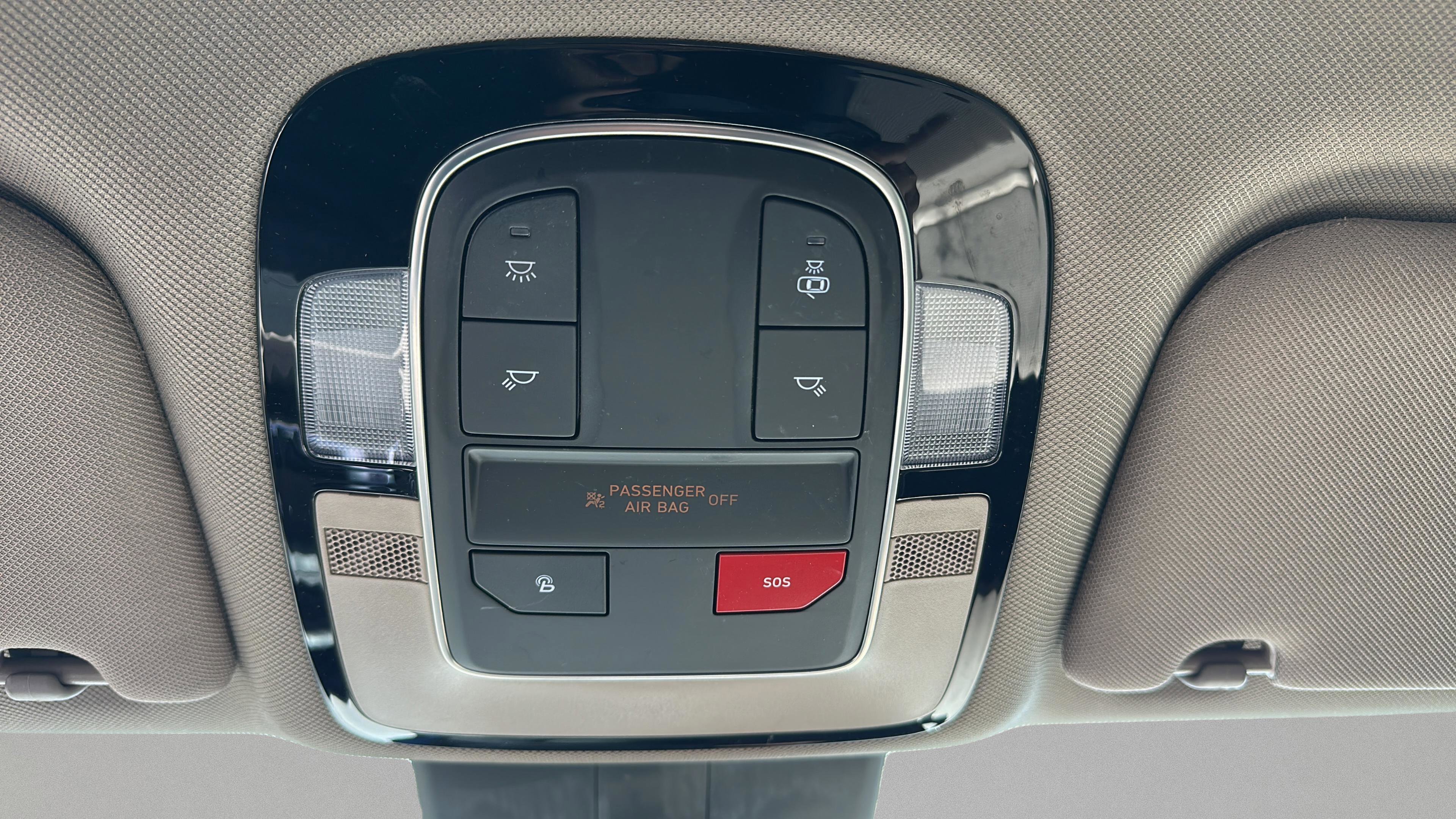 Used 2022 Hyundai Santa Fe SEL image 31