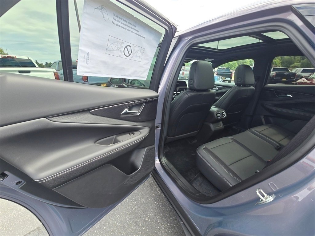 New 2025 Chevrolet Blazer EV LT w/ Super Cruise Package image 12