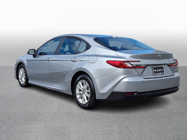 Used 2025 Toyota Camry LE FWD image 6