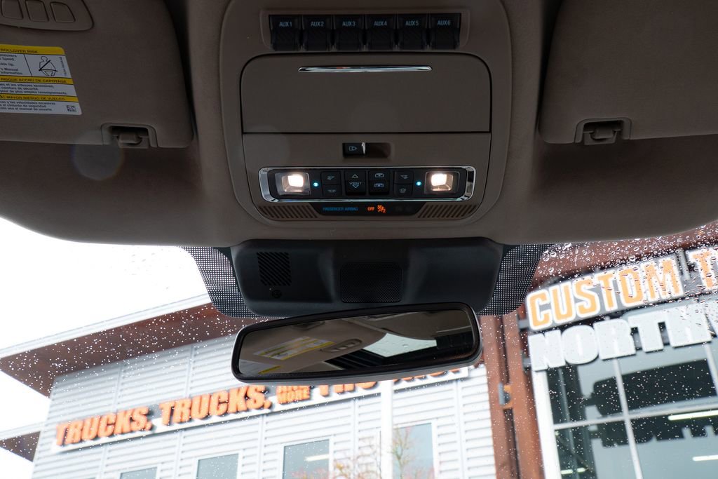 Used 2025 Ford F350 Platinum w/ Platinum Plus Package image 17