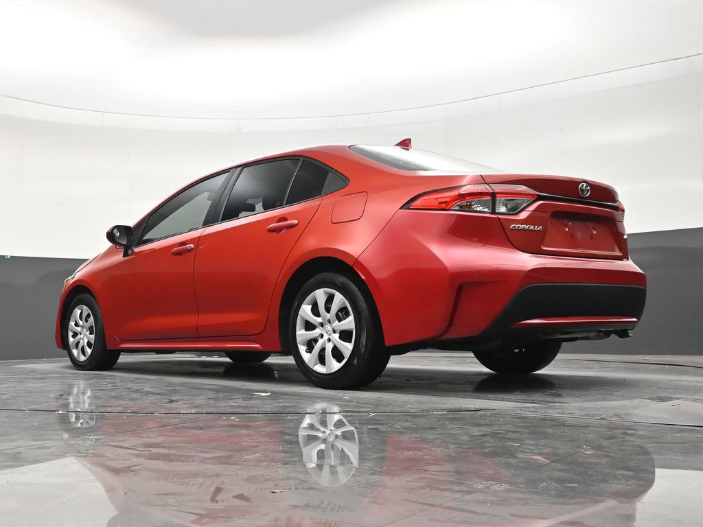 Used 2021 Toyota Corolla LE FWD image 22