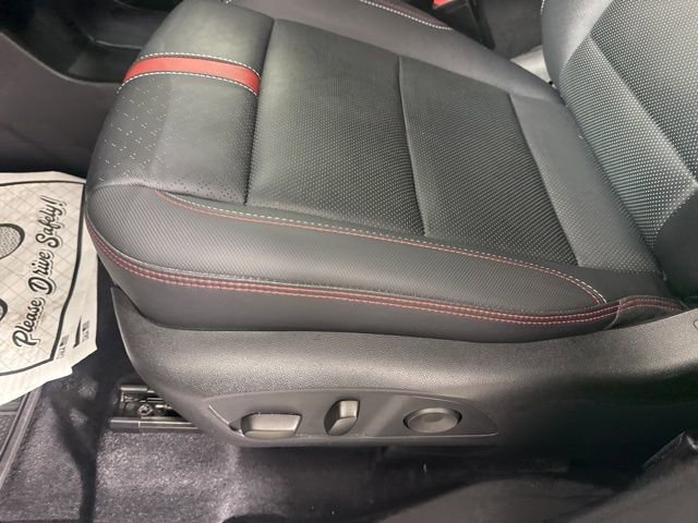 Used 2024 Chevrolet Traverse RS AWD/4WD image 31