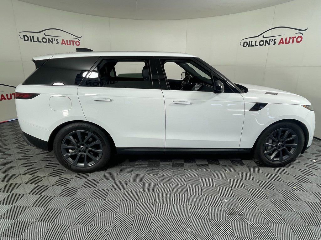 Used 2023 Land Rover Range Rover Sport SE image 10