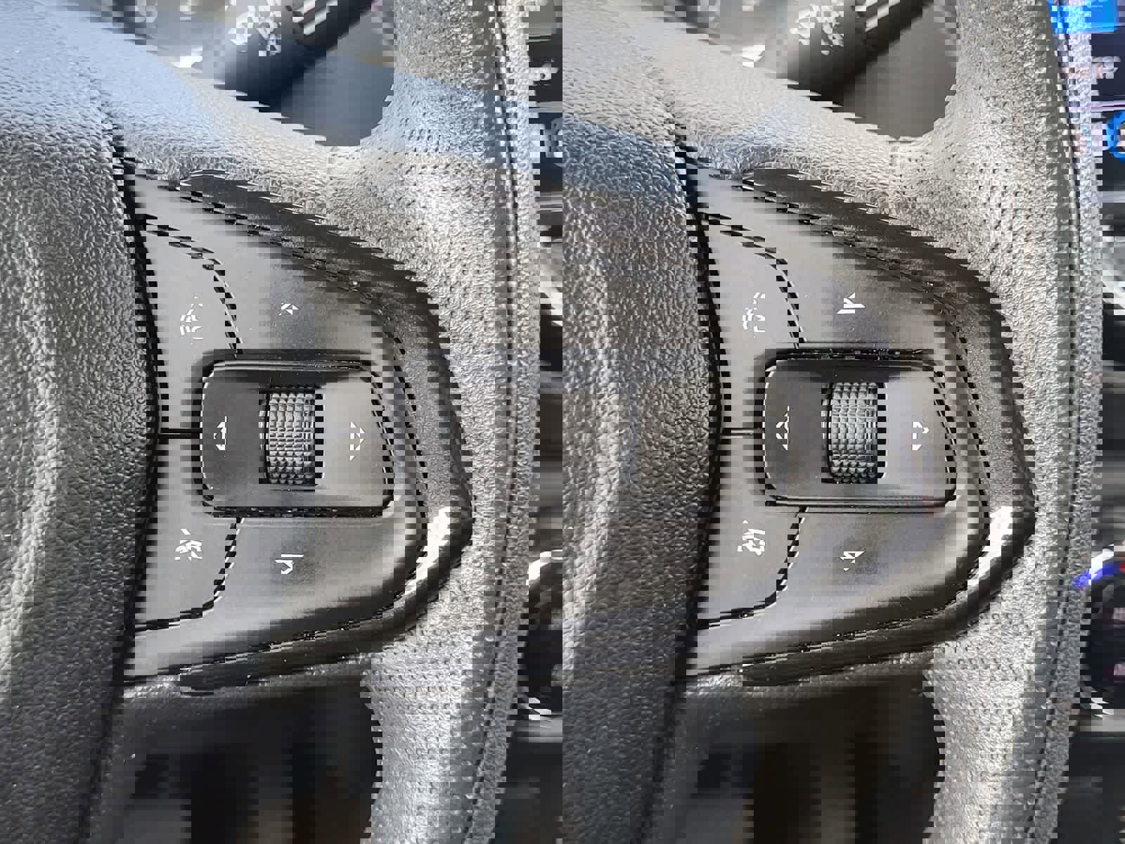 Used 2023 Chevrolet TrailBlazer LT w/ Convenience Package image 15