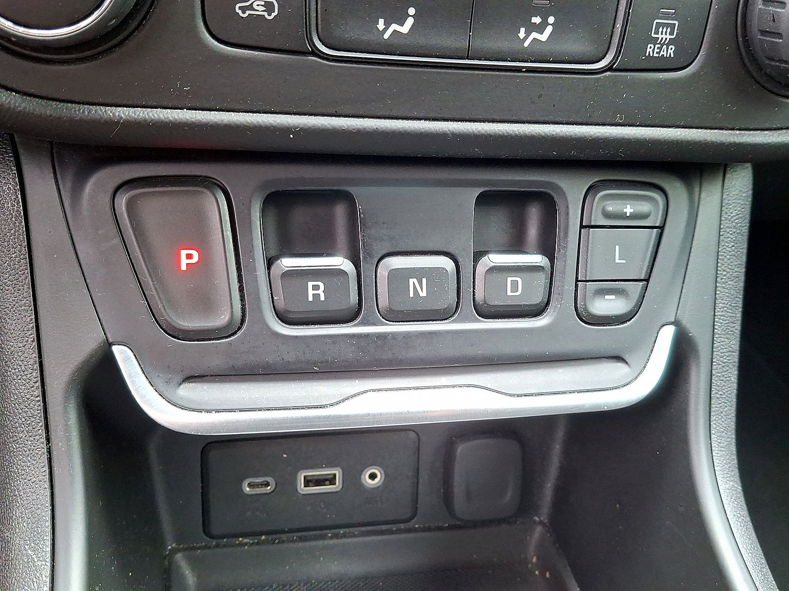 Used 2018 GMC Terrain SLE FWD image 12