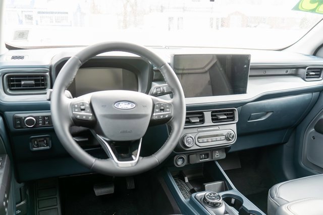 New 2025 Ford Maverick Lariat w/ Black Appearance Package image 9