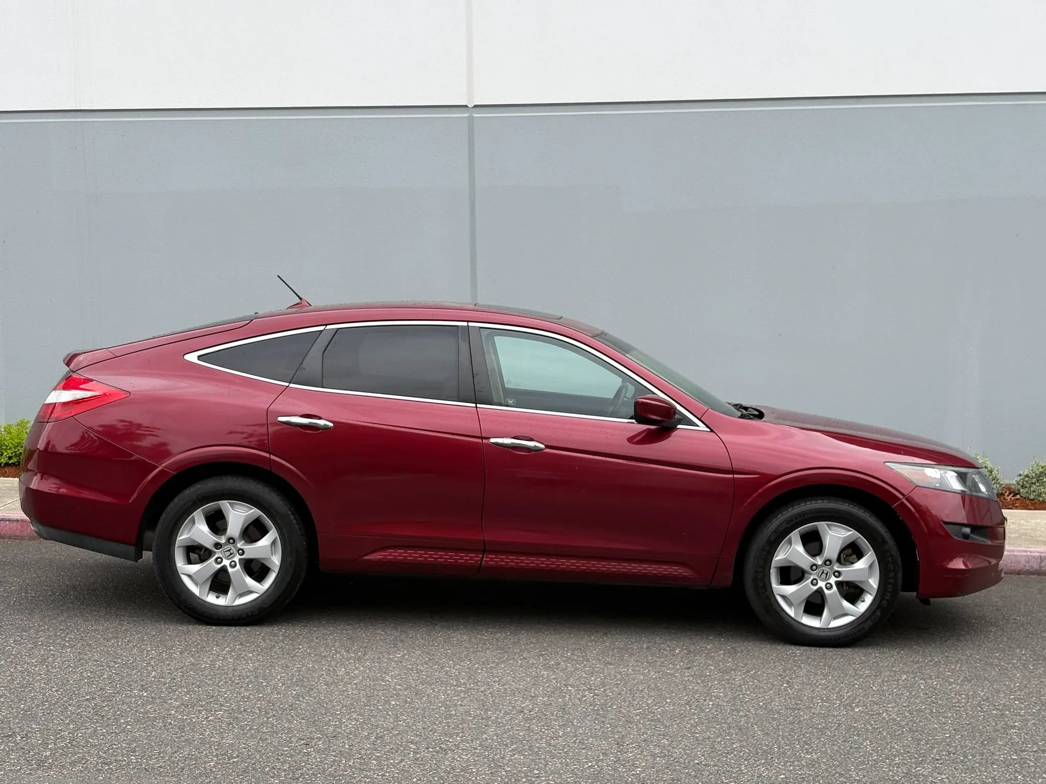 Used 2010 Honda Crosstour EX-L image 7
