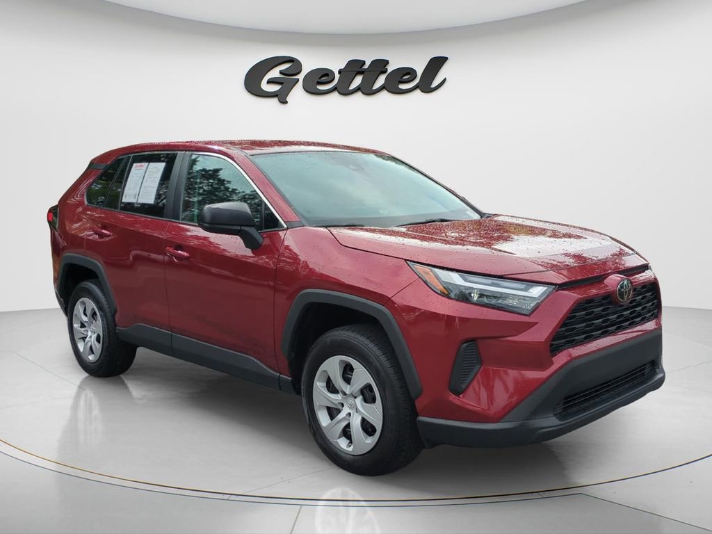 Used 2024 Toyota RAV4 LE image 10