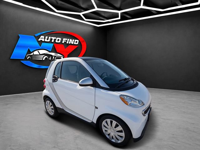 Used 2015 smart fortwo pure RWD image 2