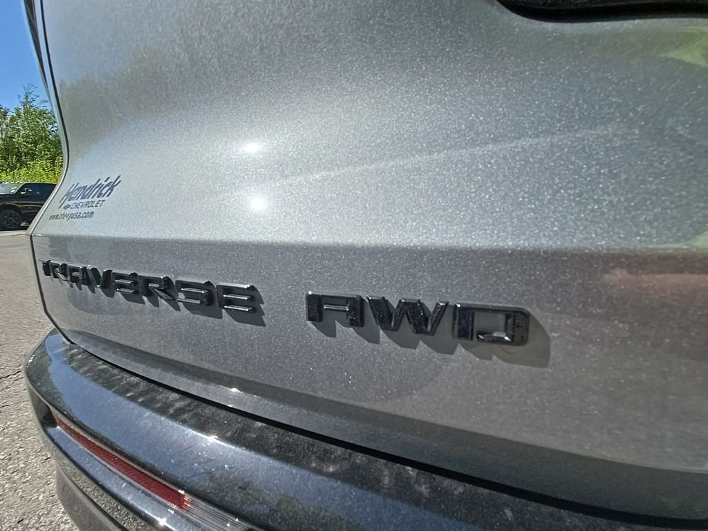 Used 2026 Chevrolet Traverse RS w/ LPO, Floor Liner Package image 15