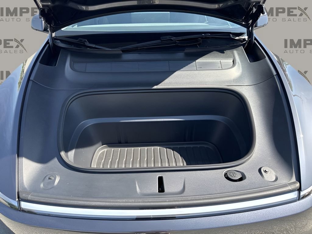 Used 2026 Tesla Model Y Long Range image 36