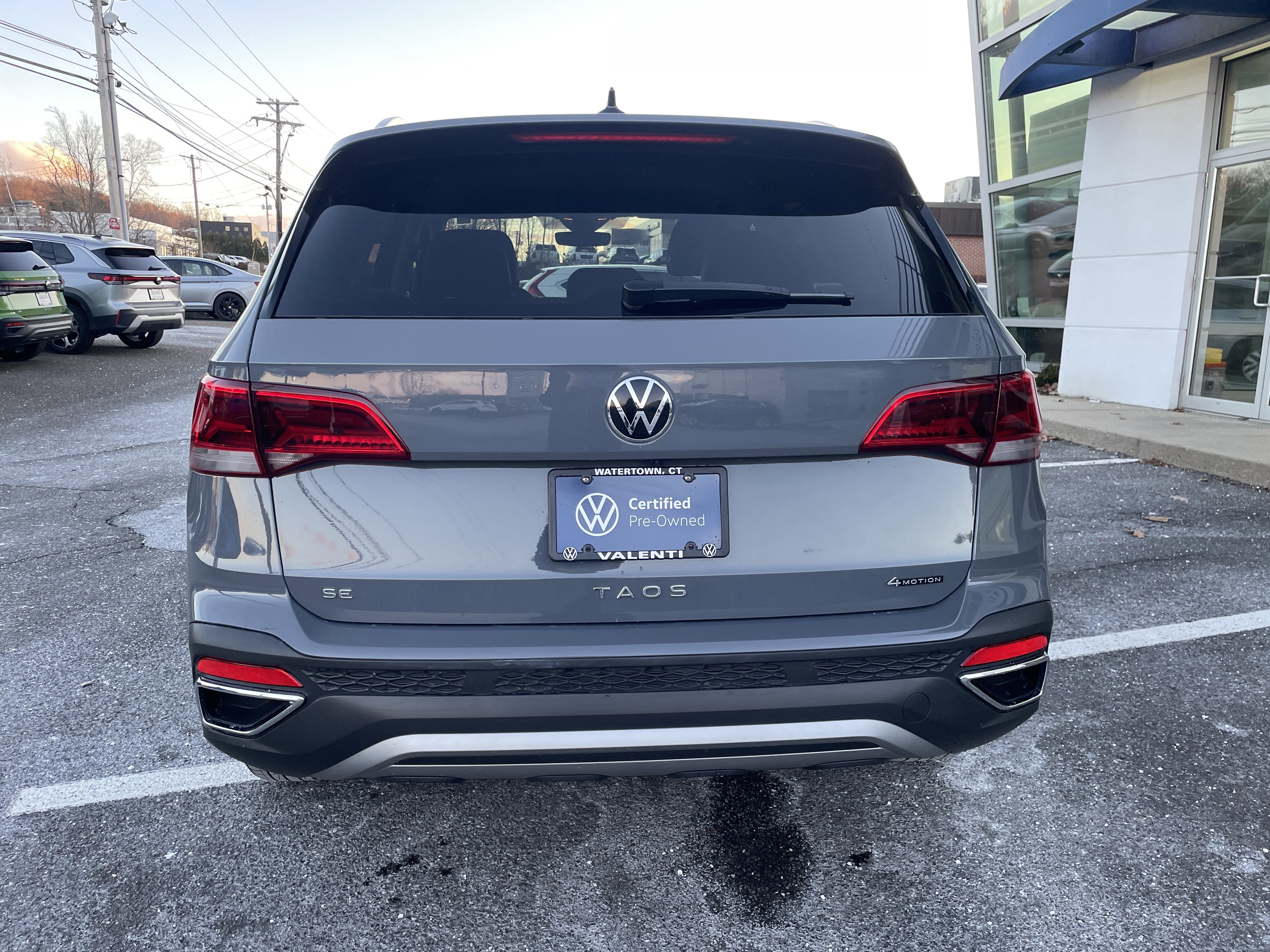 Certified 2024 Volkswagen Taos SE AWD/4WD image 5