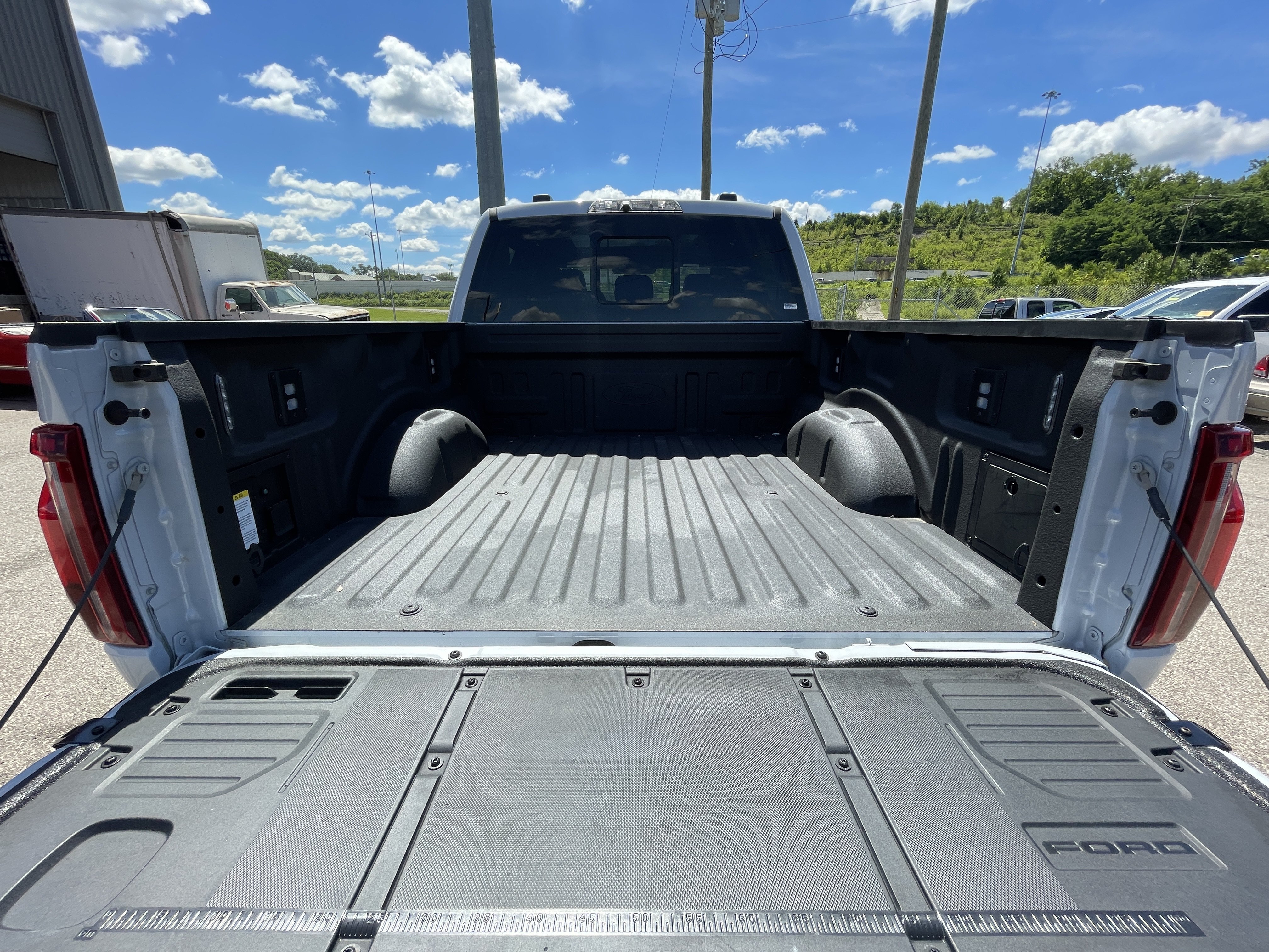 Used 2025 Ford F150 Raptor AWD/4WD image 42